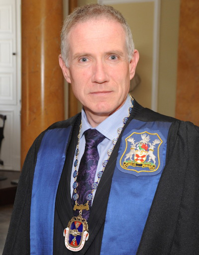 Brady was elected dean of the Faculty of Radiologists in 2010